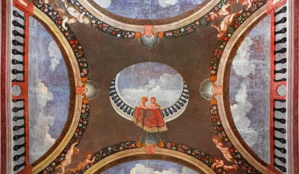 03-Schloss Waldegg_Empfangszimmer_Decke.jpg