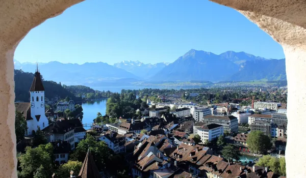 08_Schloss Thun_Weitsicht.jpg