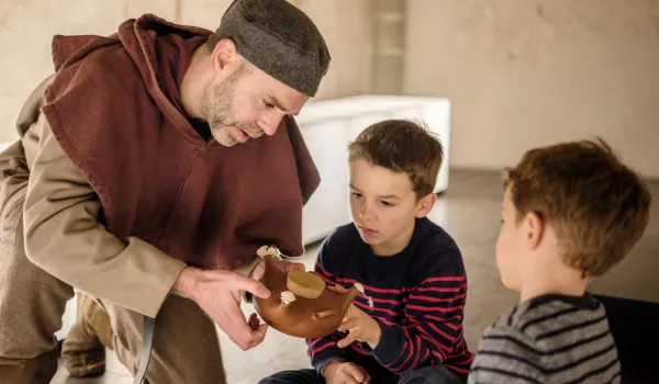 Chillon visite tout petits © FCC Jérôme Renevey.jpg