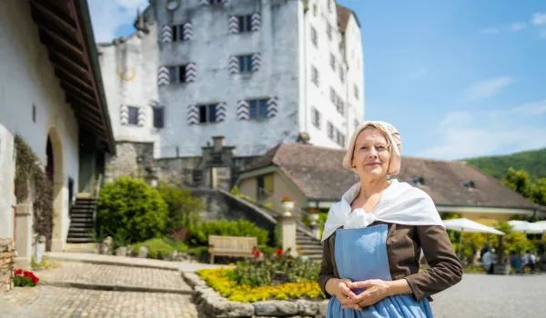 fuehrung mit magd-schloss-wildegg.jpg