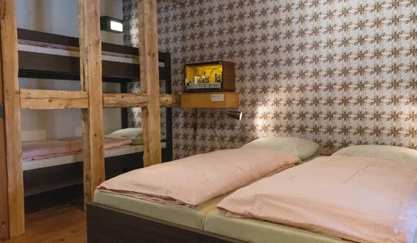 Schloss Burgdorf Jugendherberge_laura gargiulo.jpg