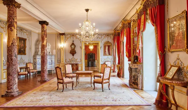 Schloss Jegenstorf_Innenansicht.jpg