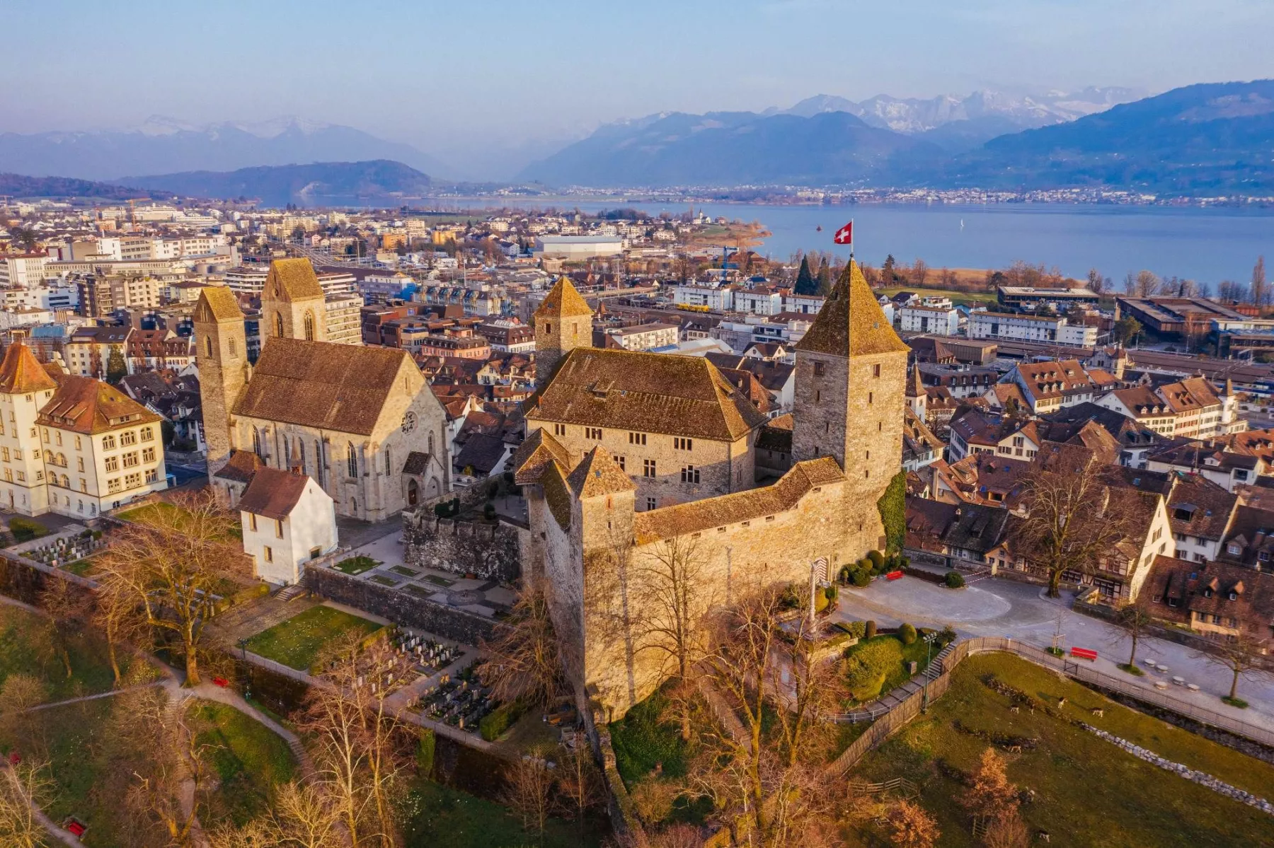 Schloss Rapperswil.jpg